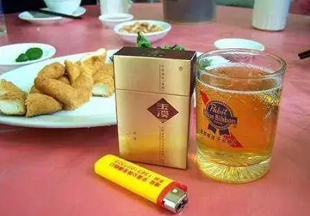 胃不好的人,遠離【3物】、多喝【3水】,修復胃粘膜,遠離幽桿菌,胃一點點變好!