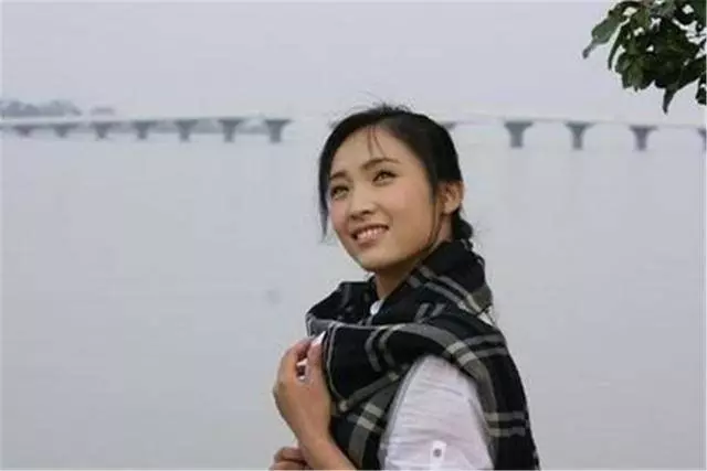 年輕的時候大紅大紫,婚後被丈夫三刀刺死,網友卻說「活該」