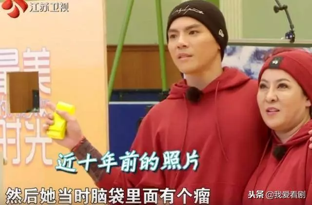 向太18歲被親媽賣去舞廳,46歲得腦瘤向華強不離不棄