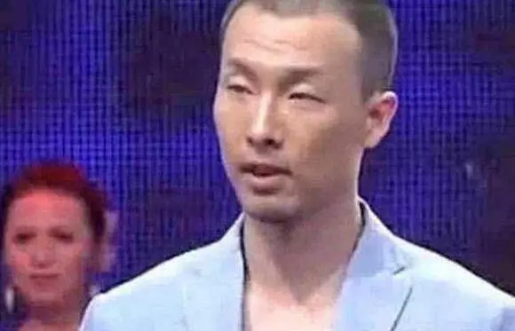 《非誠勿擾》男嘉賓謊稱自己是窮小子,女嘉賓全員滅燈,說出真實身份都反悔