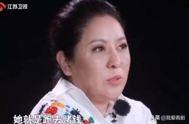 向太18歲被親媽賣去舞廳,46歲得腦瘤向華強不離不棄