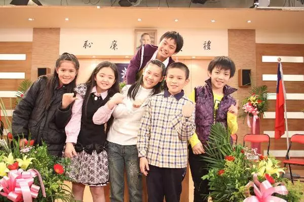 《夜市人生》許來發長大帥翻!9年後變「濃眉俊秀高材生」驚喜復出:終於不用再說台語