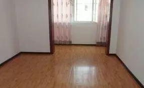 到岳父公司上班,工資三千老婆讓我忍,年底查賬我眼眶發紅!