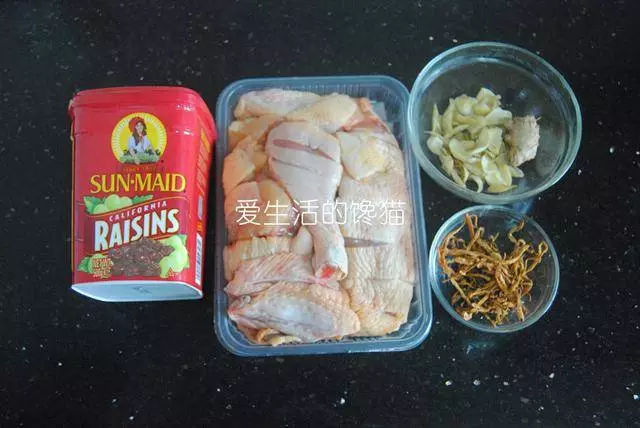 我家三天兩頭煲這湯,能滋陰潤燥,清心安神!!