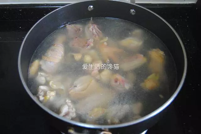 我家三天兩頭煲這湯,能滋陰潤燥,清心安神!!