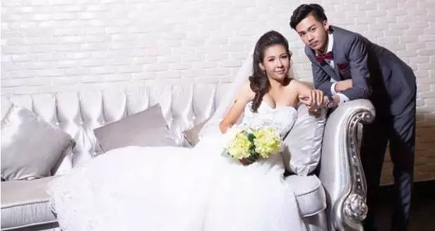 正宮婚禮哽咽道歉!爆料新郎當天棄孕妻「私奔35歲辣媽」!小三現身憐憫:感覺很痛吧?