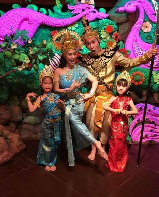 鍾麗緹3任老公曝光,嚴錚有才華帥氣又多金,到張倫碩她還相信愛情