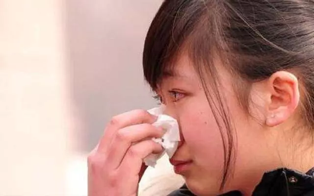 剛下班,小姑子一個電話,立馬選擇離婚,表示伺候不起你們一家人