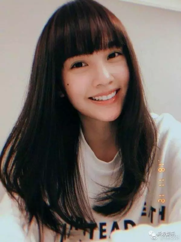 「童顏娃娃臉」女星素顏大PK!34歲的楊丞琳,36歲的阿SA,36歲的林依晨,都不如她的37歲!