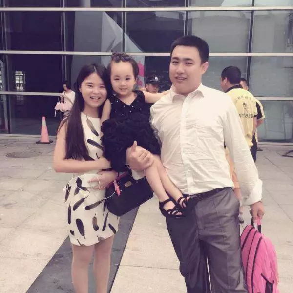 還記得《爸爸去哪兒》里的她嗎?幾年不見,如今美翻了,逆天長腿簡直驚為天人,網友:果然是演員的料~