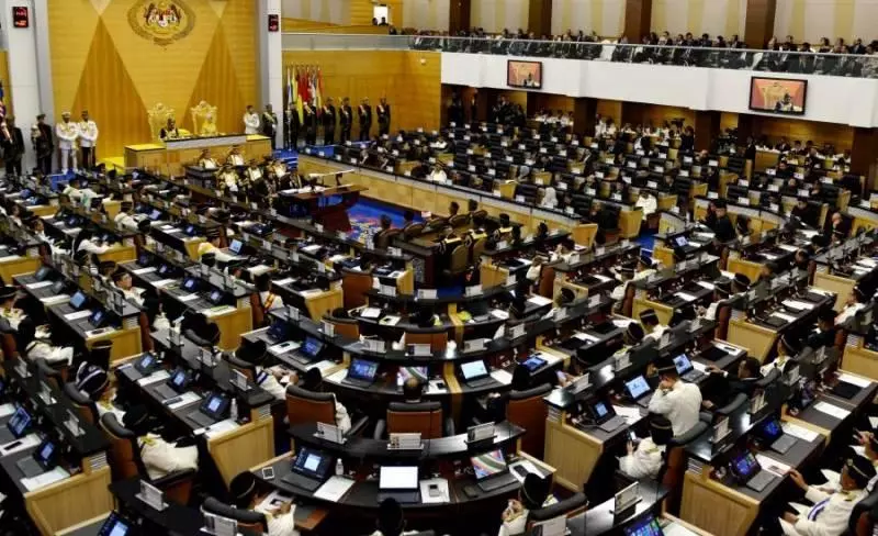 大馬國會議員有多少薪金和退休金?看這個就知道了! 網友:怪不得那麼多人想當官!