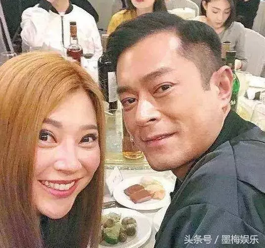 95版郭襄和郭芙同是48歲,一個優雅的自然老去,一個整容到認不出