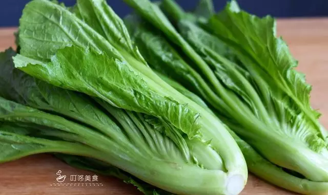 ,想吃酸菜不用買,自己做超簡單,3天就變酸,乾淨衛生0添加劑