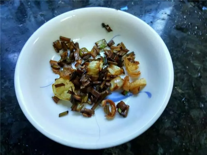 我做的這個炒麵,每次老公和兒子都能吃撐,簡簡單單,幾分鐘就完成,一吃就上癮!