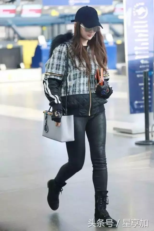 女神們穿上「緊身皮褲」真是慘絕人寰特別是「Angelababy」讓網友驚呼:死都不能給黃曉明看到