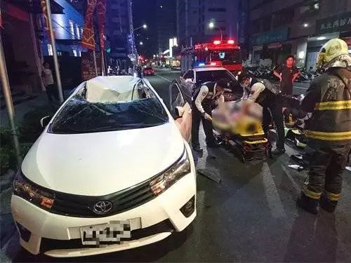 最新新聞~不堪家長提告壓力 獅城男教師台灣墜樓亡 RIP
