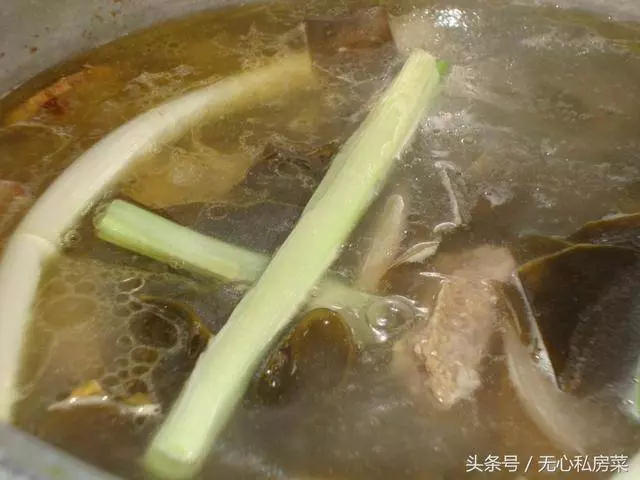 湯煮太咸「加清水稀釋」是最笨的方法!6招「只有飯店大廚才懂」的救急小妙招...超實用!