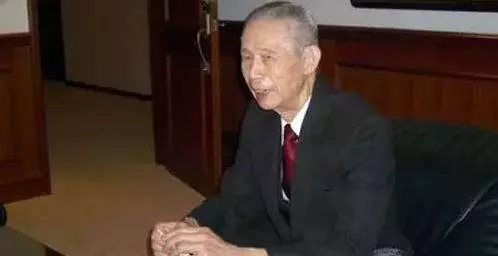 一個動作,每天100下,打通全身血脈,排毒強腎,白髮變黑,血壓穩定了,睡眠也好了,簡單易學!