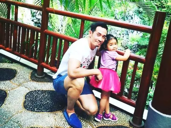 陳豪和陳茵微為五歲大兒子慶生,兄妹三人都長得好俊俏