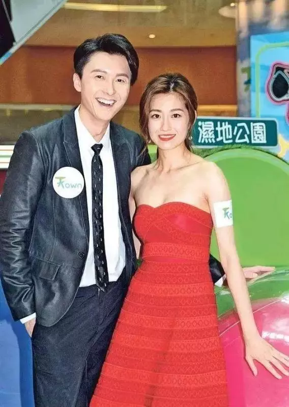 再傳婚變!TVB視帝被指婚姻亮紅燈,太太死心堅決離婚,原來傳緋聞的是她!