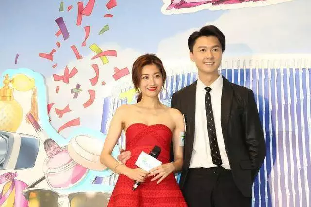 再傳婚變!TVB視帝被指婚姻亮紅燈,太太死心堅決離婚,原來傳緋聞的是她!