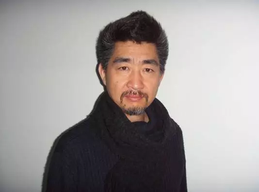 張學友全家照,與哥哥勢如水火,大女兒像舒淇,小女兒最漂亮~