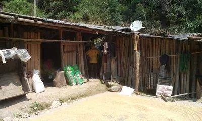 嫌丈夫沒本事跟人出走,女兒跪求無動於衷,後來女兒做法讓人拍手