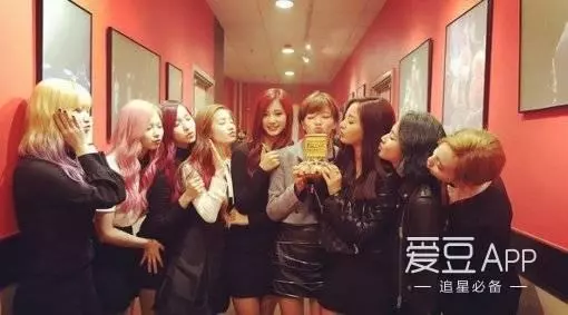 「TWICE」「盤點」181207 TWICE往年「MAMA」回顧 將開啟第三年的獲獎之旅