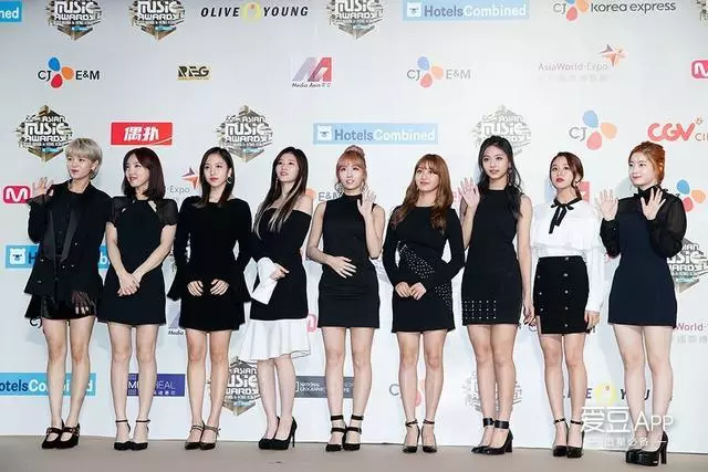 「TWICE」「盤點」181207 TWICE往年「MAMA」回顧 將開啟第三年的獲獎之旅