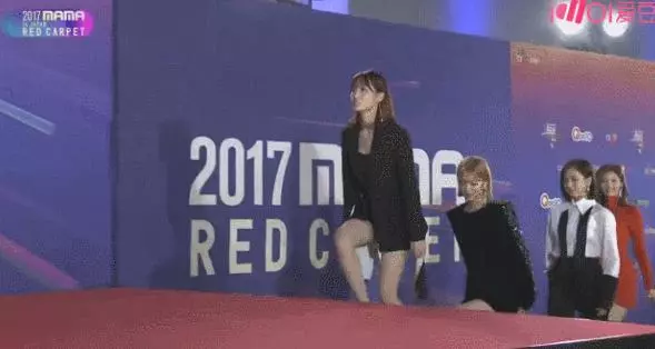 「TWICE」「盤點」181207 TWICE往年「MAMA」回顧 將開啟第三年的獲獎之旅