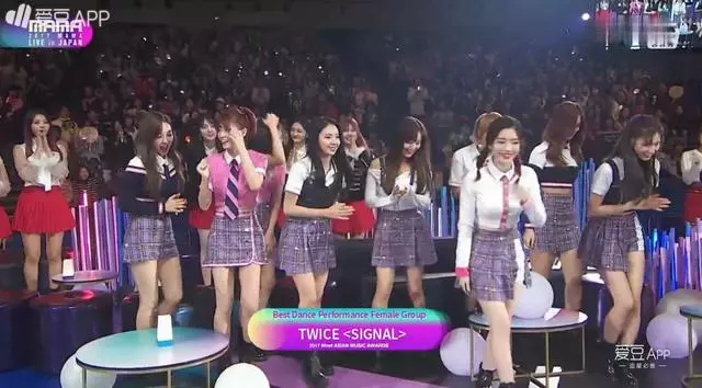 「TWICE」「盤點」181207 TWICE往年「MAMA」回顧 將開啟第三年的獲獎之旅