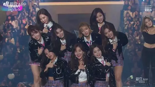 「TWICE」「盤點」181207 TWICE往年「MAMA」回顧 將開啟第三年的獲獎之旅