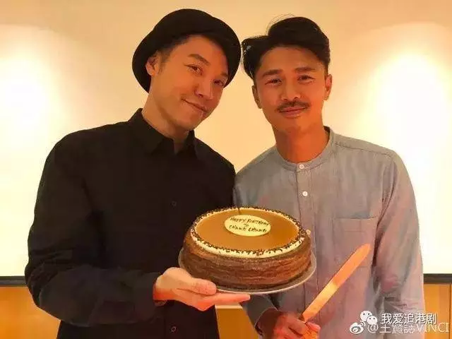 【原來他是Gay的】TVB第一個公開同性婚姻的演員, 是他鄭嘉穎的表弟, 最近他在《溏心風暴3》里演律師