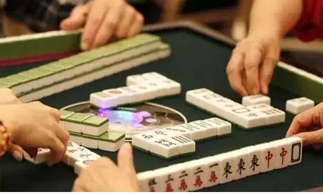 有在玩麻將的一定要把這必勝口訣背下來,保準你大贏特贏!!(準備贏錢了~)