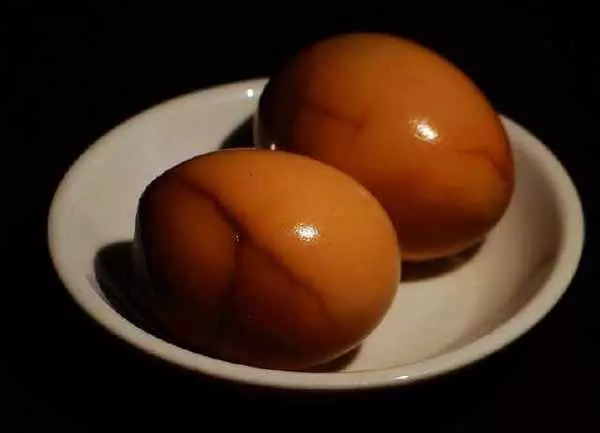 自己做的茶葉蛋總是不夠香,阿嫲教了一招後,香氣撲鼻!