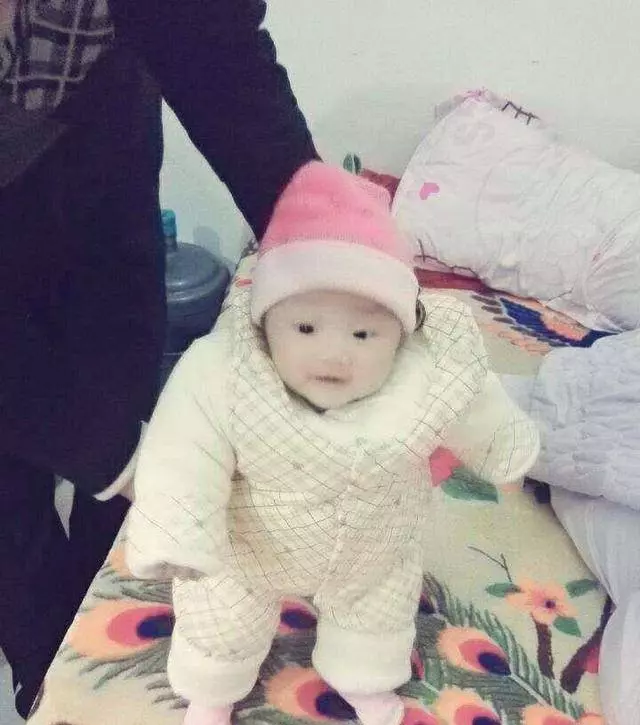 婆婆幫帶女兒卻越來越瘦,家門遇小叔子後真相大白,從此不回老家