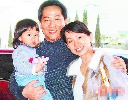 從小躲債四處為家!中國娃娃「蔡幸娟」為愛淡出歌壇離婚收場 如今52歲孤身帶女