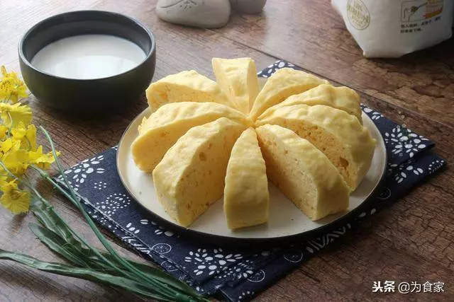 這是一道適合懶人的原味發糕做法,收藏回家試試,熱吃更好吃