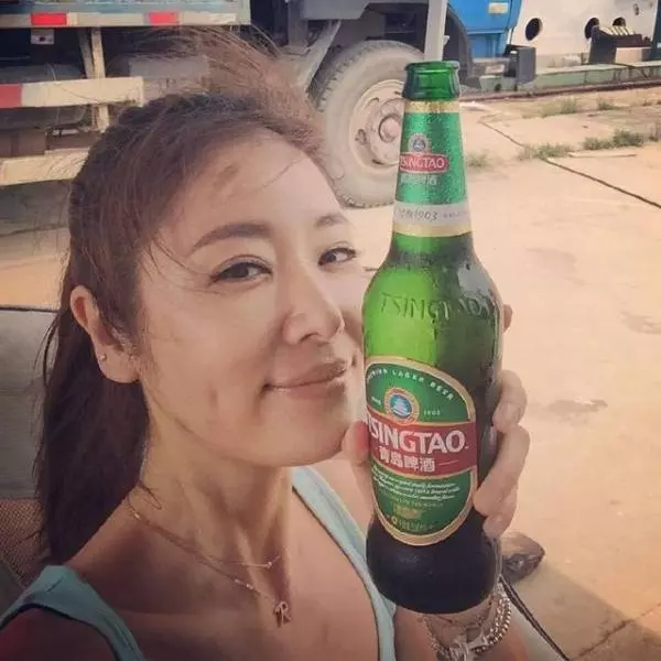 大明星發酒瘋醜態好可怕 ,摔倒嘔吐都是小意思看到林心如的酒醉習慣讓人忍不住迴避三舍