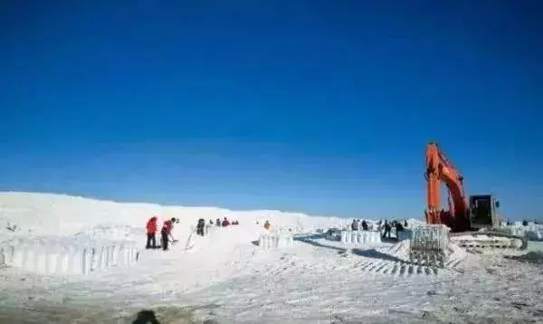 中國大西北新發現價值800萬億人民幣的4000億噸資源,美國稱該資源屬於地球,應該共享!