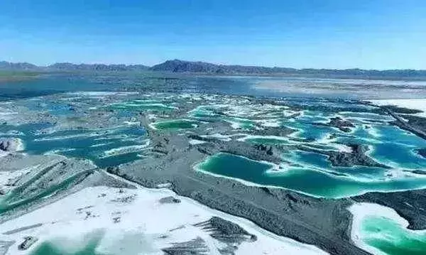 中國大西北新發現價值800萬億人民幣的4000億噸資源,美國稱該資源屬於地球,應該共享!