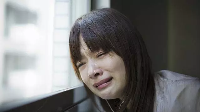 丈夫因她而死,葬禮一結束她就要打胎,婆婆給她80萬她卻一分不要