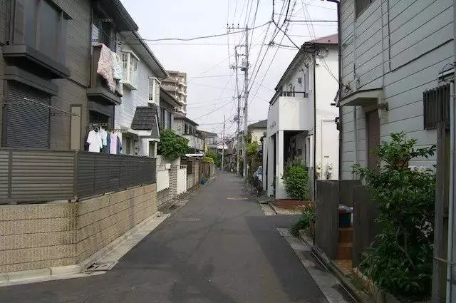 她小學文化、81歲仍沒出過台灣,卻心繫天下蒼生,建慈善帝國,幫助了60多個國家的窮人!