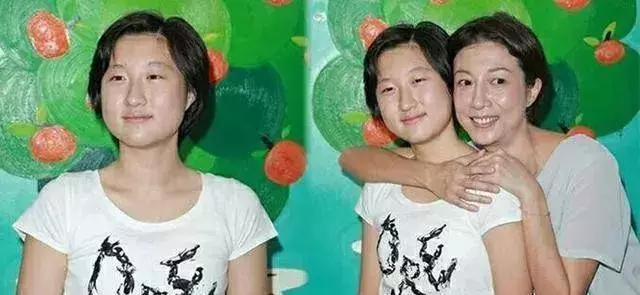 小龍女吳卓林宣布與31歲網紅女友結婚,成龍5個字直接回應女兒