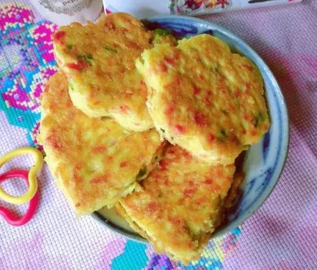 豆腐和雞蛋放在一起,可以這麼好吃,香噴噴的,上桌就被搶吃光!