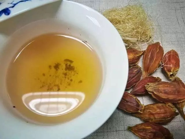 尿酸高不用怕,多喝一種水,幫助排出尿酸,痛風不來擾!