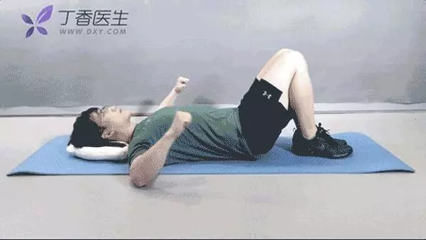 肩膀僵硬酸痛、抬不高?照這5張圖動一動,比吃藥管用!!