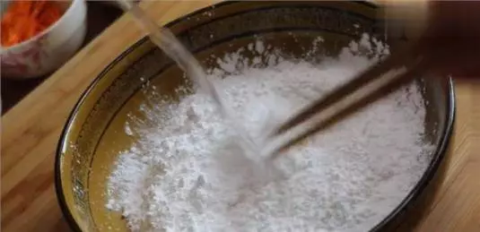 不用麵粉,只需5步,就可以做出五顏六色的水晶餃子,一出鍋全家都搶著吃