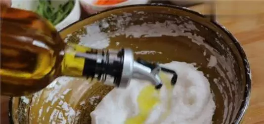 不用麵粉,只需5步,就可以做出五顏六色的水晶餃子,一出鍋全家都搶著吃