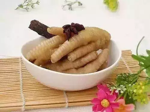 雞爪做法大全,太美味了,喜歡就留著慢慢啃!
